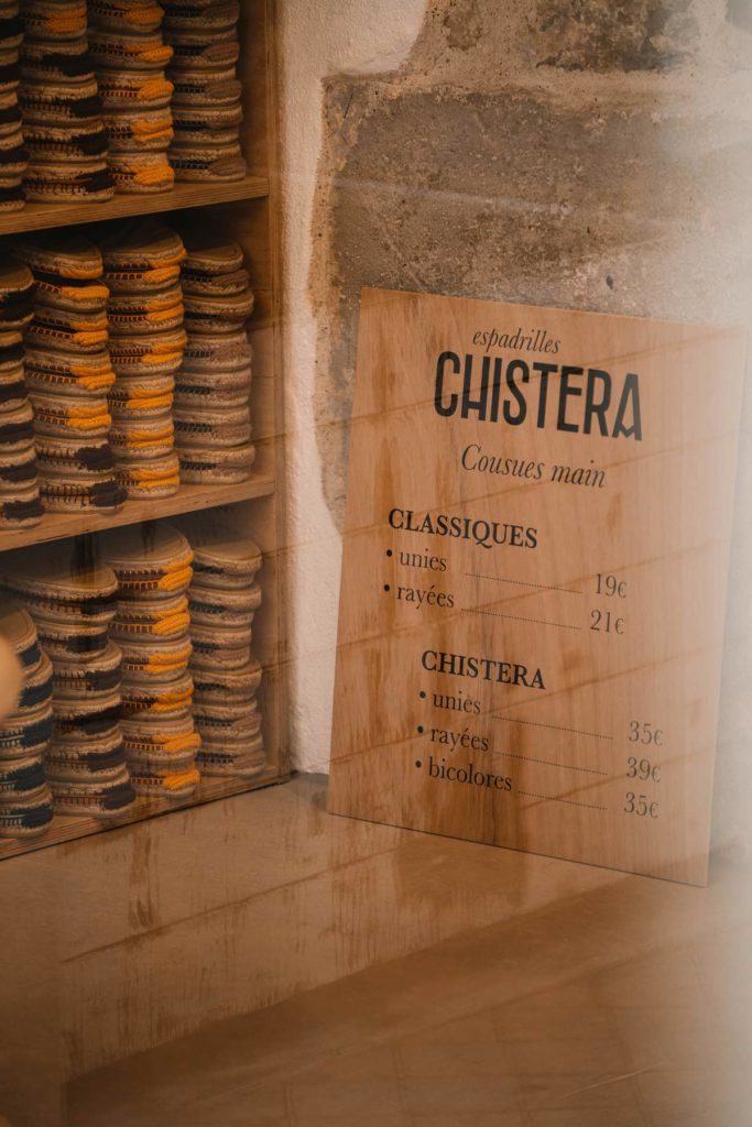 espadrilles-chistera-enseigne-signaletique-graffiti3