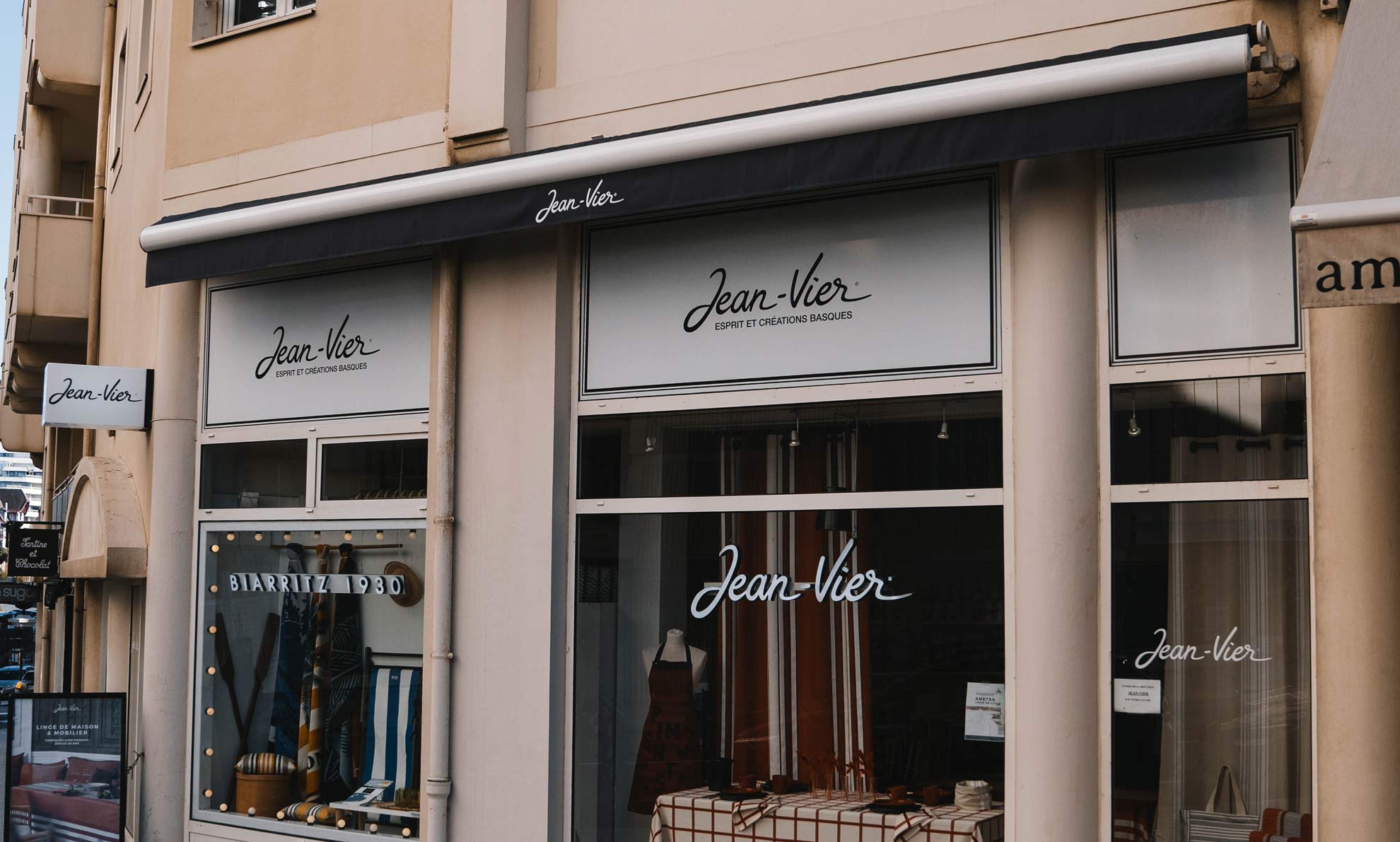 jean-vier-pays-basque-enseigne-boutique