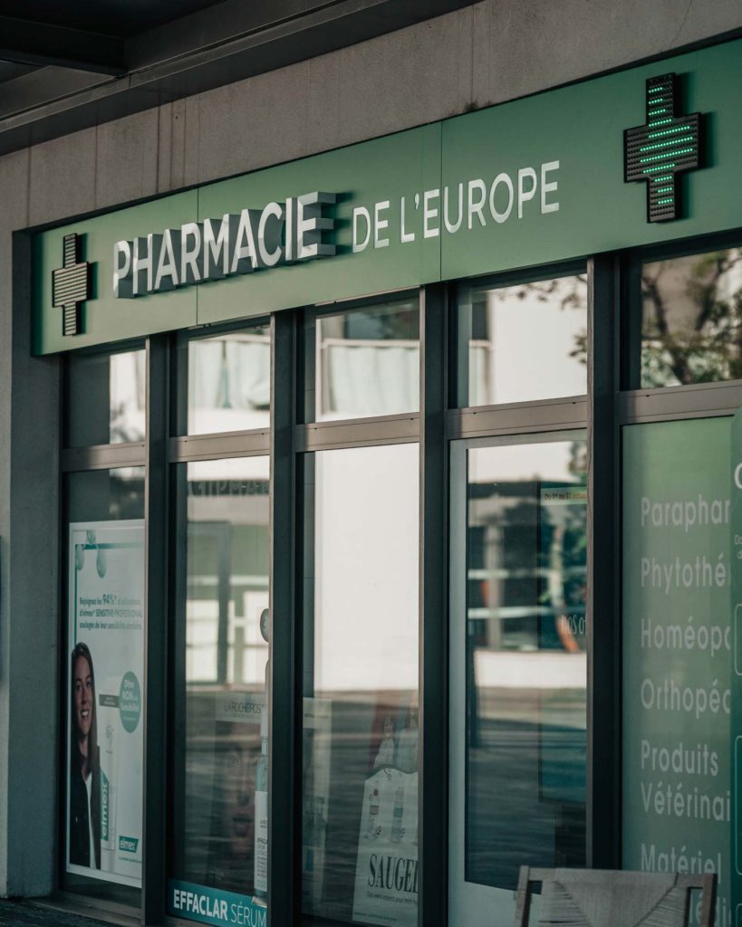 pharmacie-europe-biarritz-enseignes-graffiti3