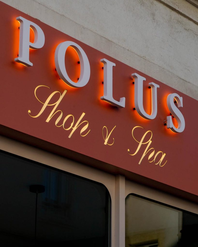 polus-shop-and-spa-enseigne-signaletique-graffiti-biarritz3